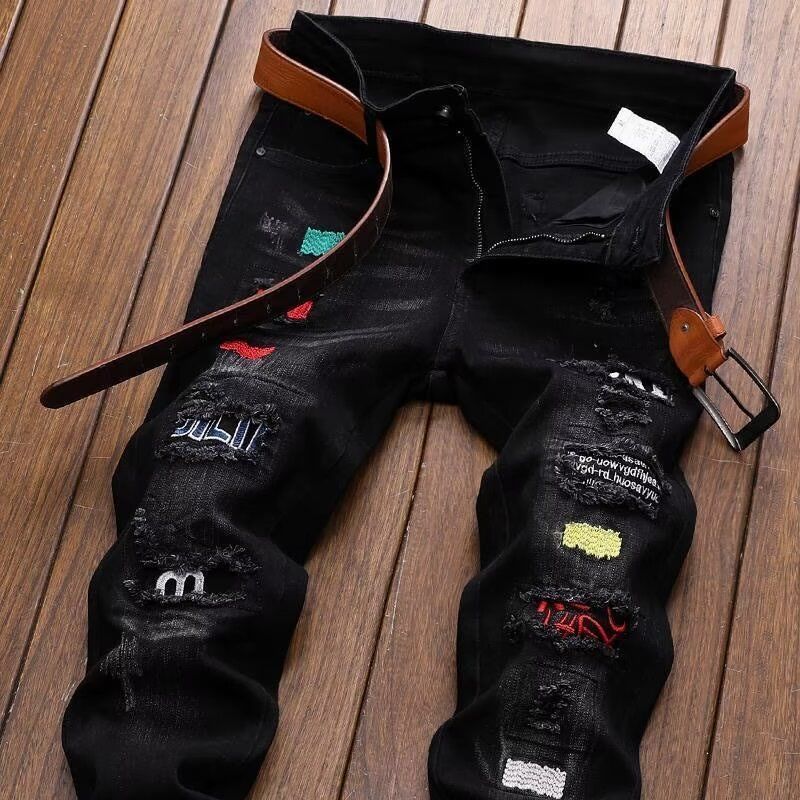 Jeans strappati di marca stree - Streetwear Brand Denim recensione e prezzo
