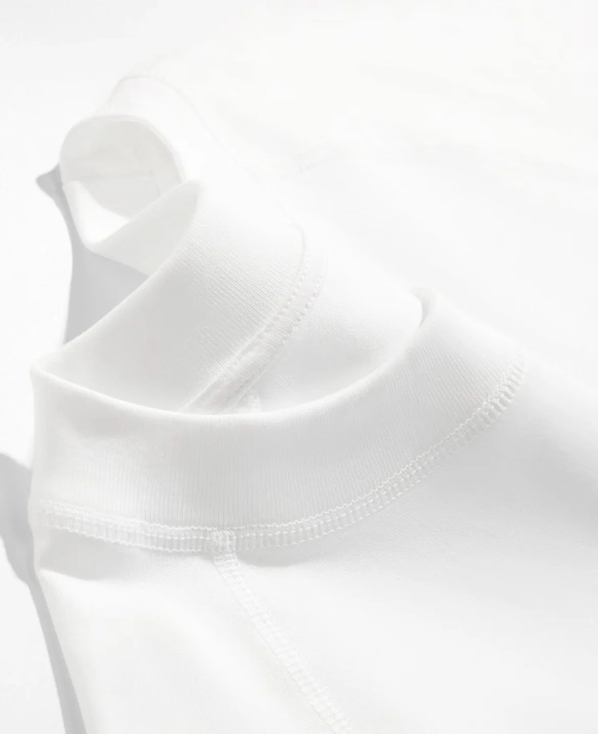 È un nuovissimo giorno T-shirt - Streetwear Brand Aus recensione e prezzo
